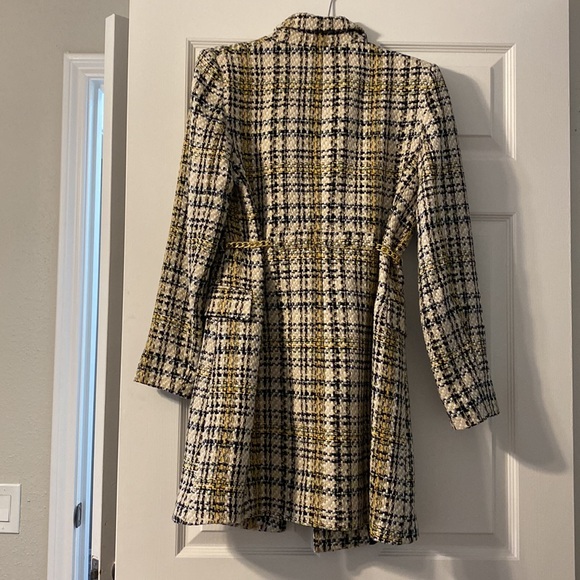 Zara mixed tweed blazer dress with gold chain belt - Picture 11 of 11